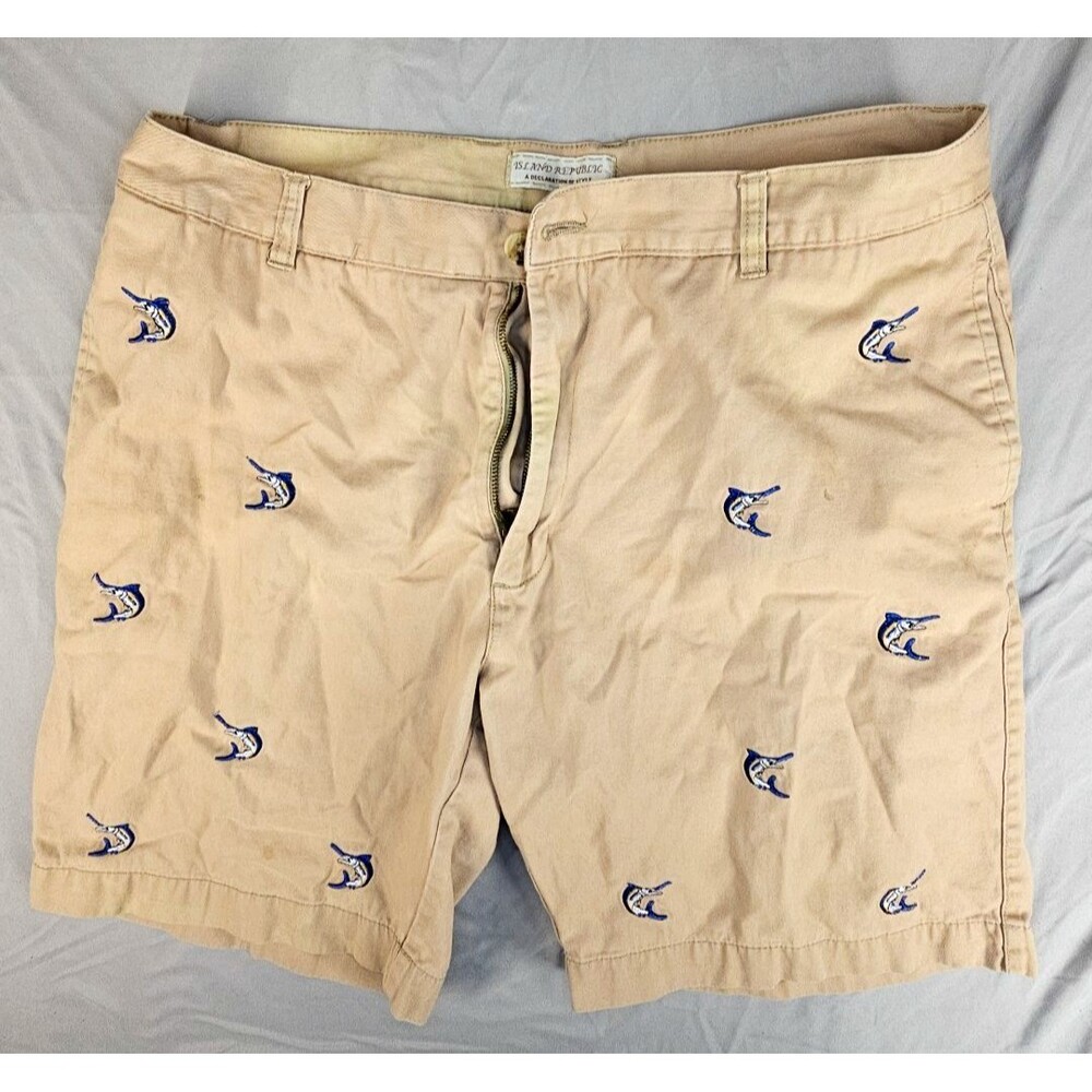 Island Republic Men’s Tan Swordfish Embroidered Shorts Size 38 Cotton Casual